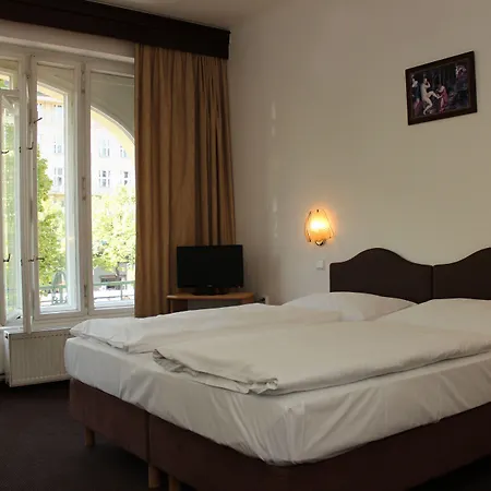 Meran Ξενοδοχείο 3*