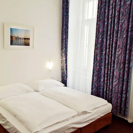 Ξενοδοχείο Meran 3*
