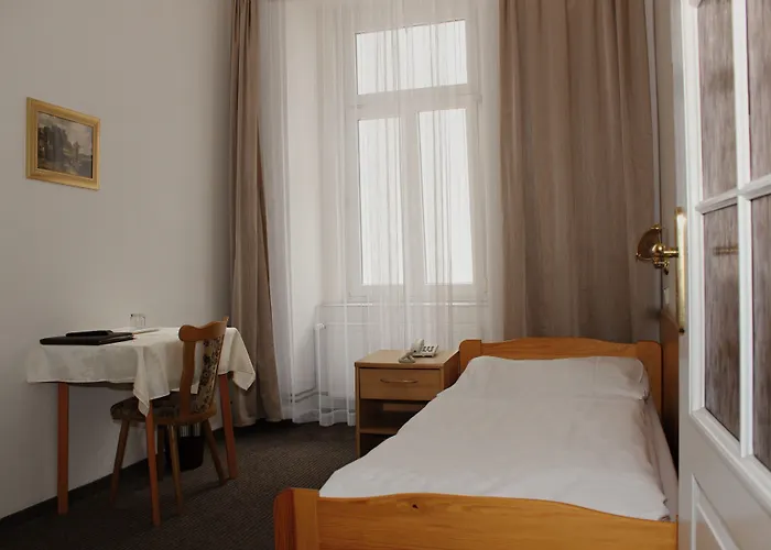 Meran Hotell 3*