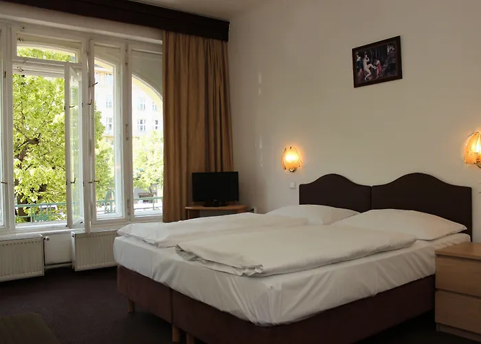 Meran Hotell 3*